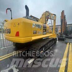 Komatsu PC 220 履带挖掘机