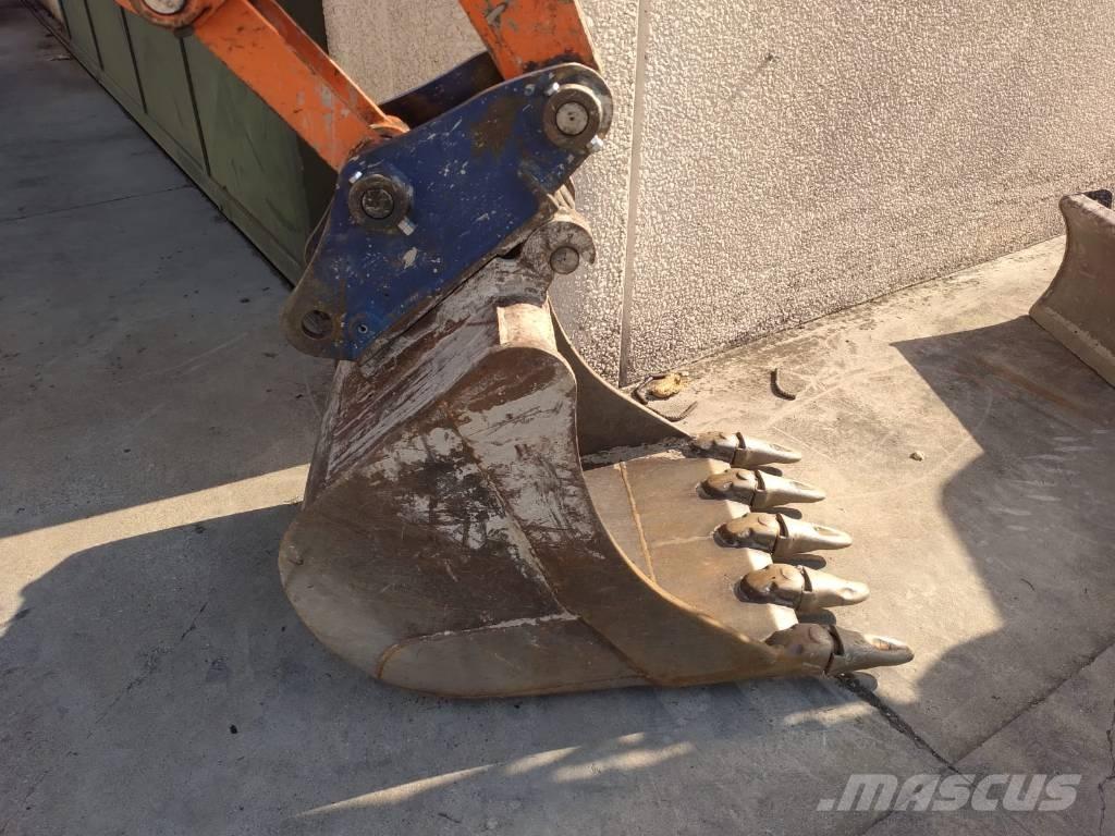 Doosan DX 85 R-3 中型挖掘机