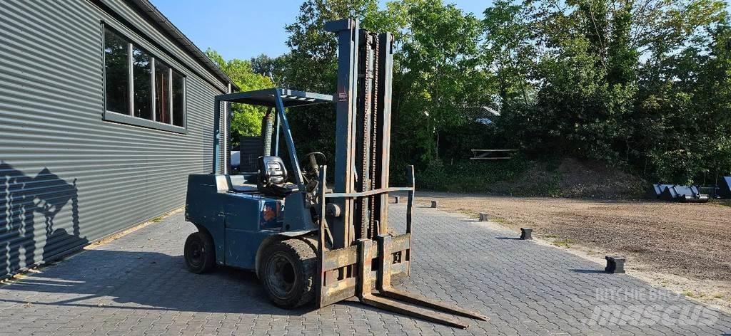 Clark 3 ton diesel 其他叉车