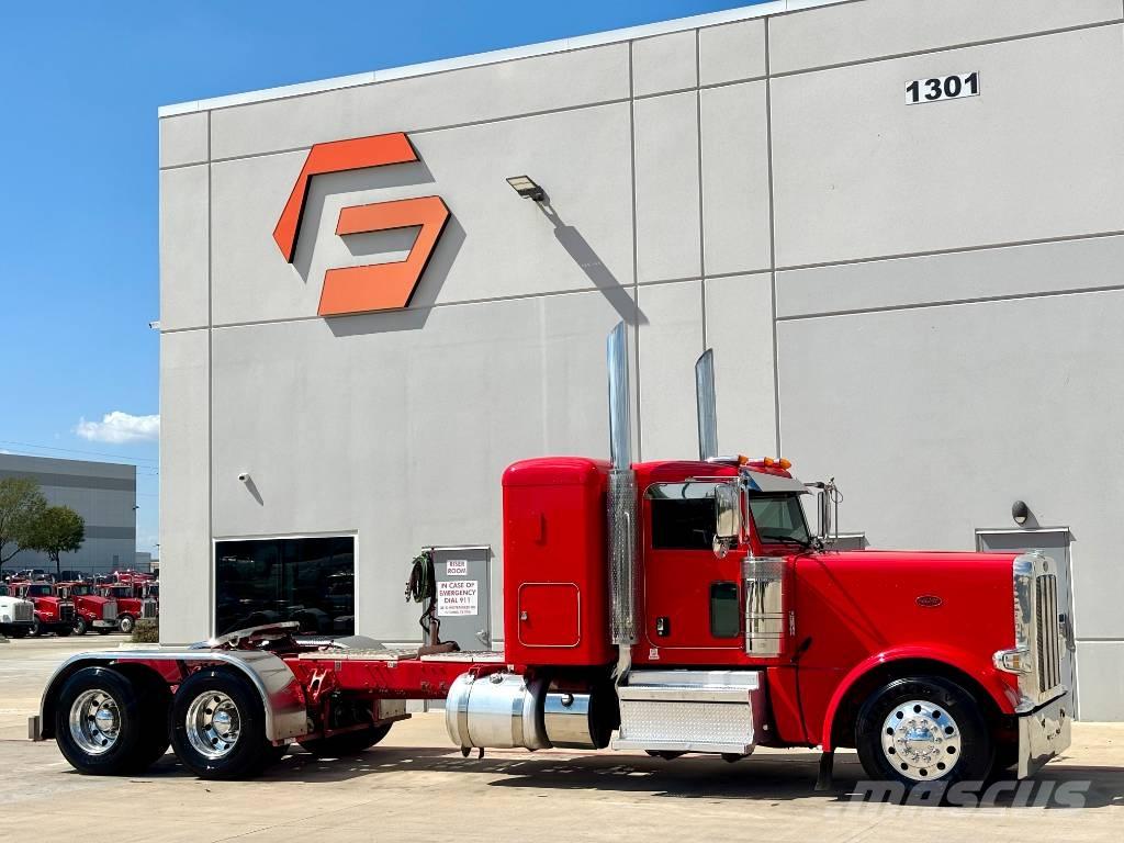 Peterbilt 389 牵引车