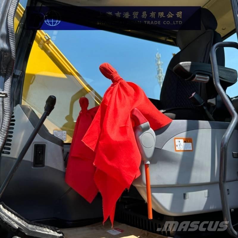 Komatsu PC 160 中型挖掘机