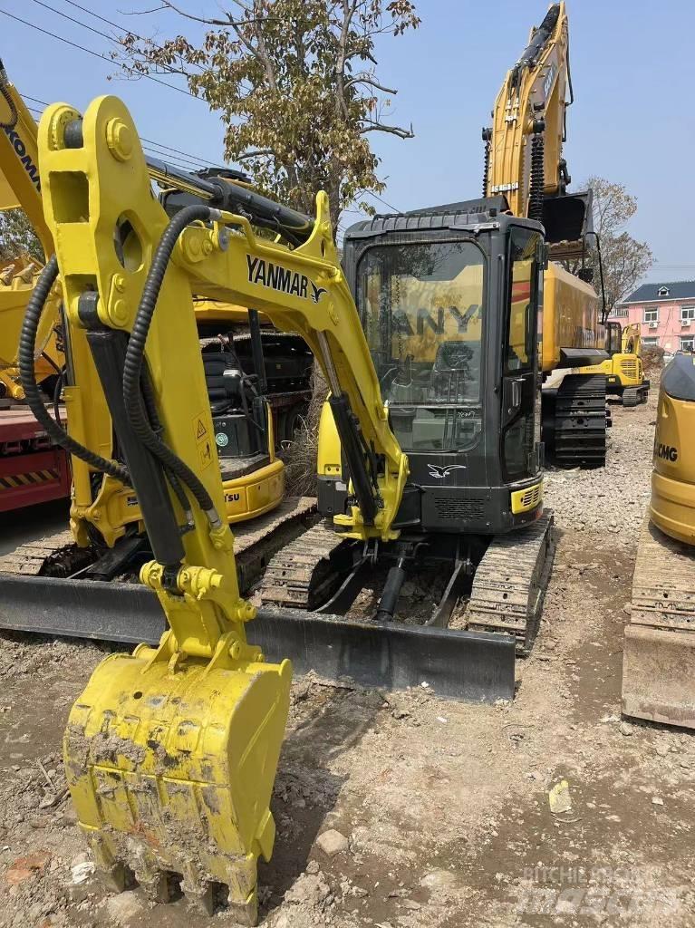 Yanmar Vio 35 小型挖掘机