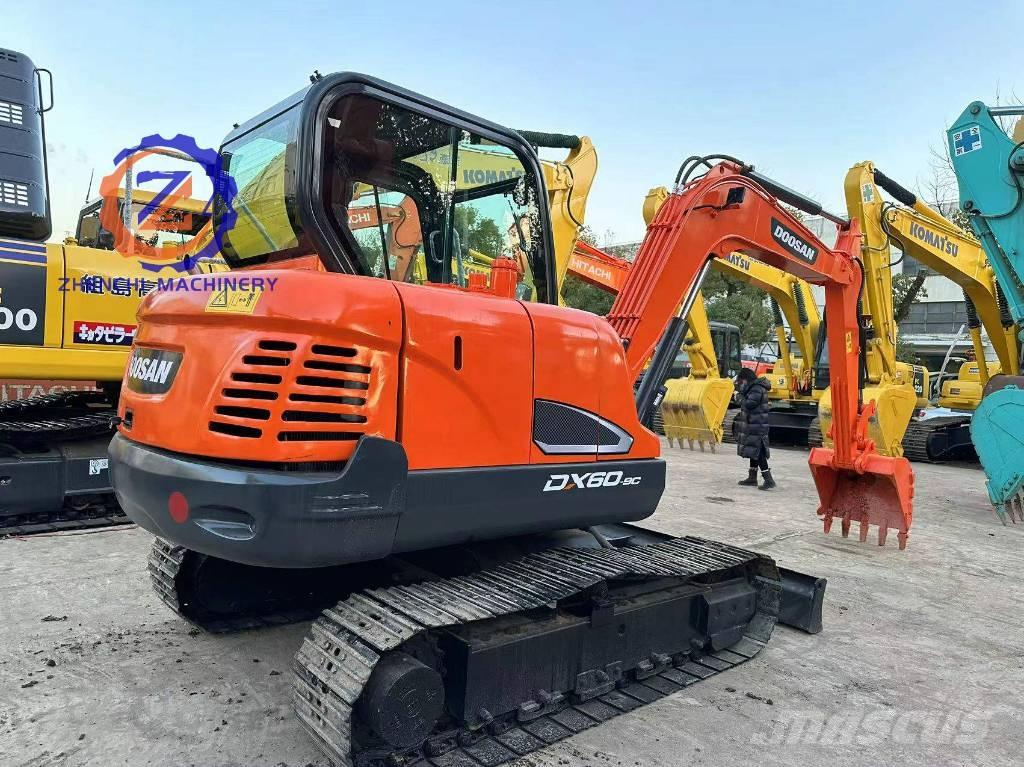 Doosan DX 60 小型挖掘机