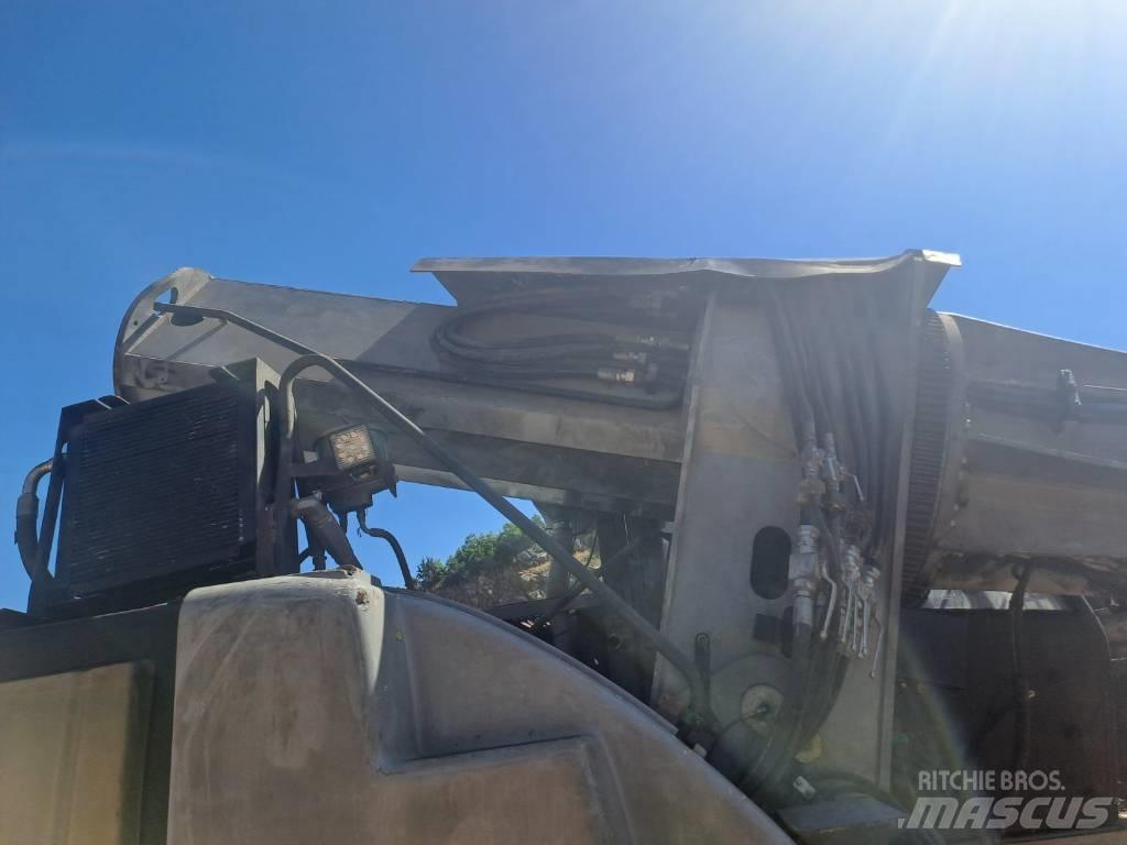 Gradall XL 4200 III 地下装载机