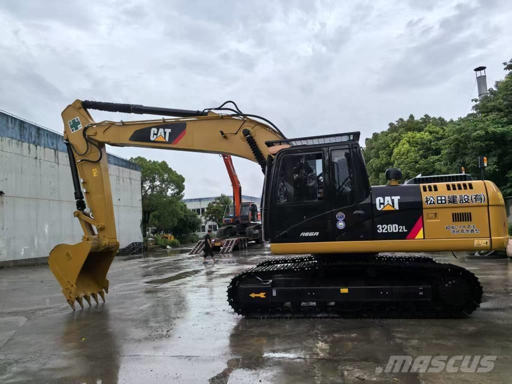 CAT 320D 履带挖掘机