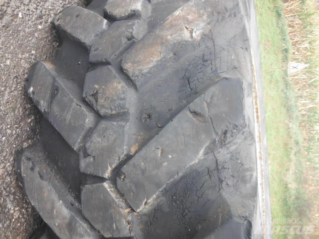 Michelin 15R22.5 轮胎、车轮、轮圈