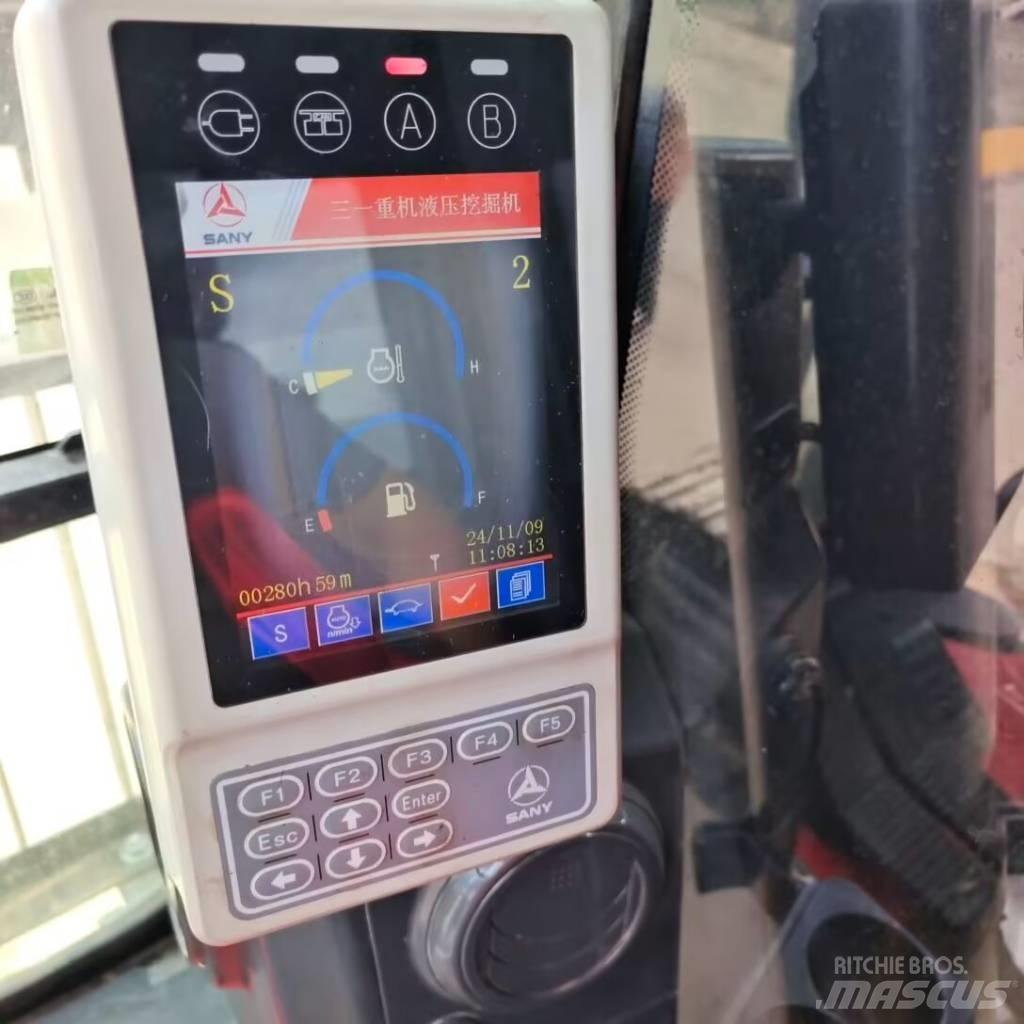 Sany 215C 履带挖掘机