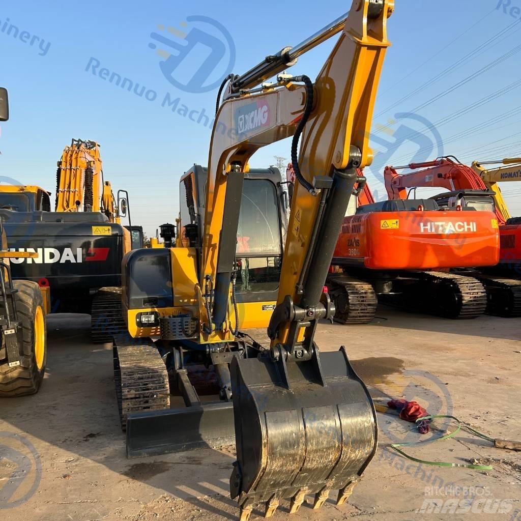 XCMG XE 60 DA 小型挖掘机