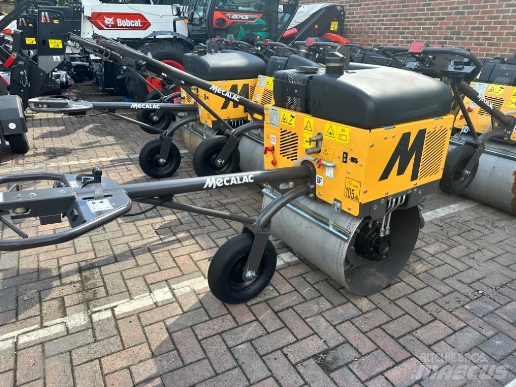 Mecalac MBR71 单轮压路机