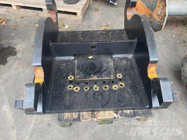 CAT CW70 kopplaat 抓斗