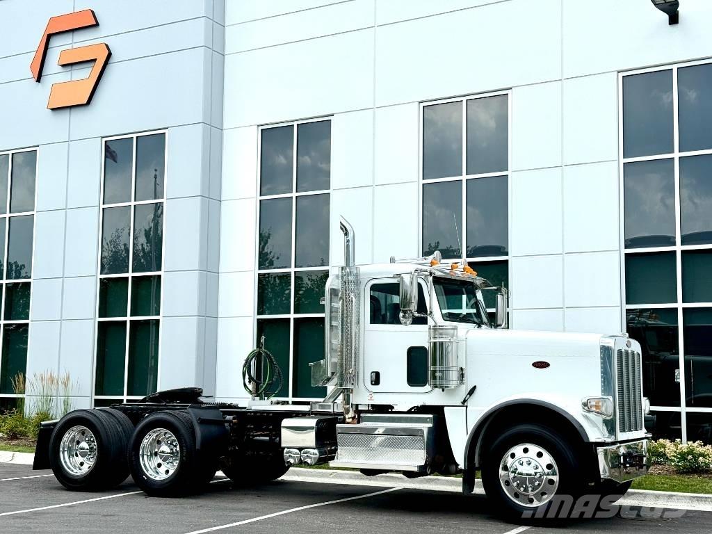 Peterbilt 389 牵引车