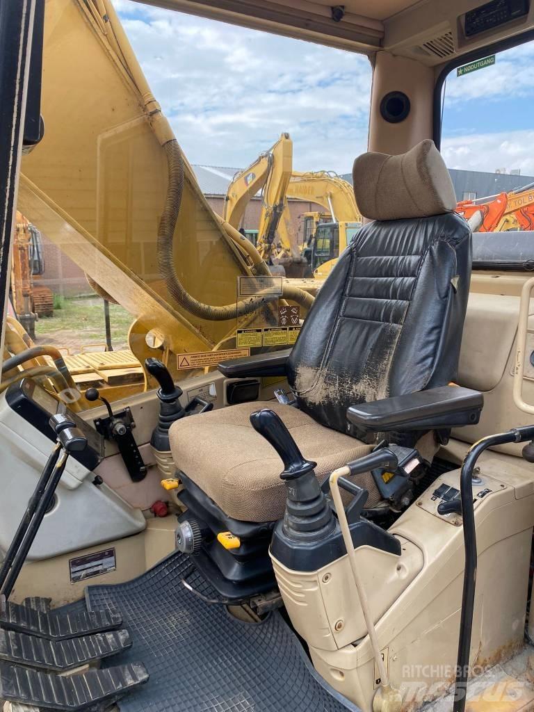 CAT 325 L 履带挖掘机