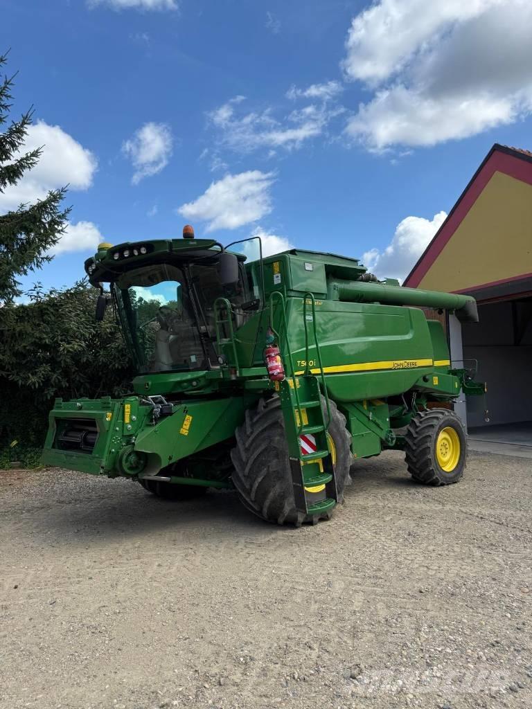 John Deere T 560 i 联合收割机
