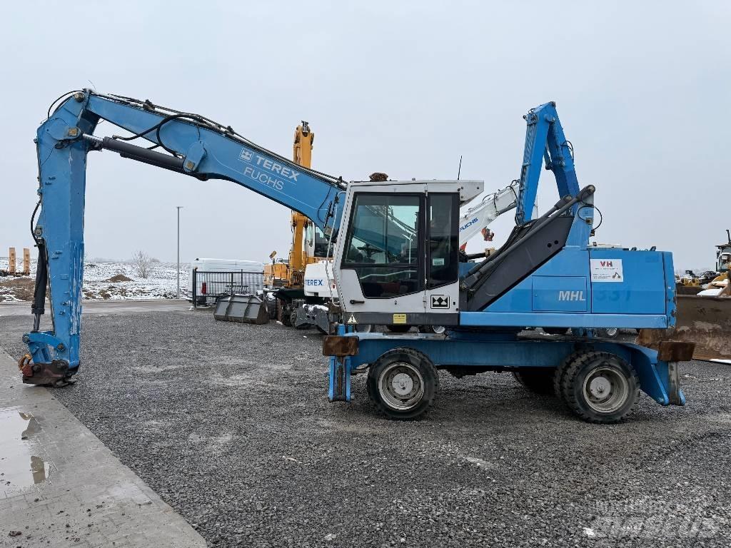Fuchs MHL 331 工业挖掘机