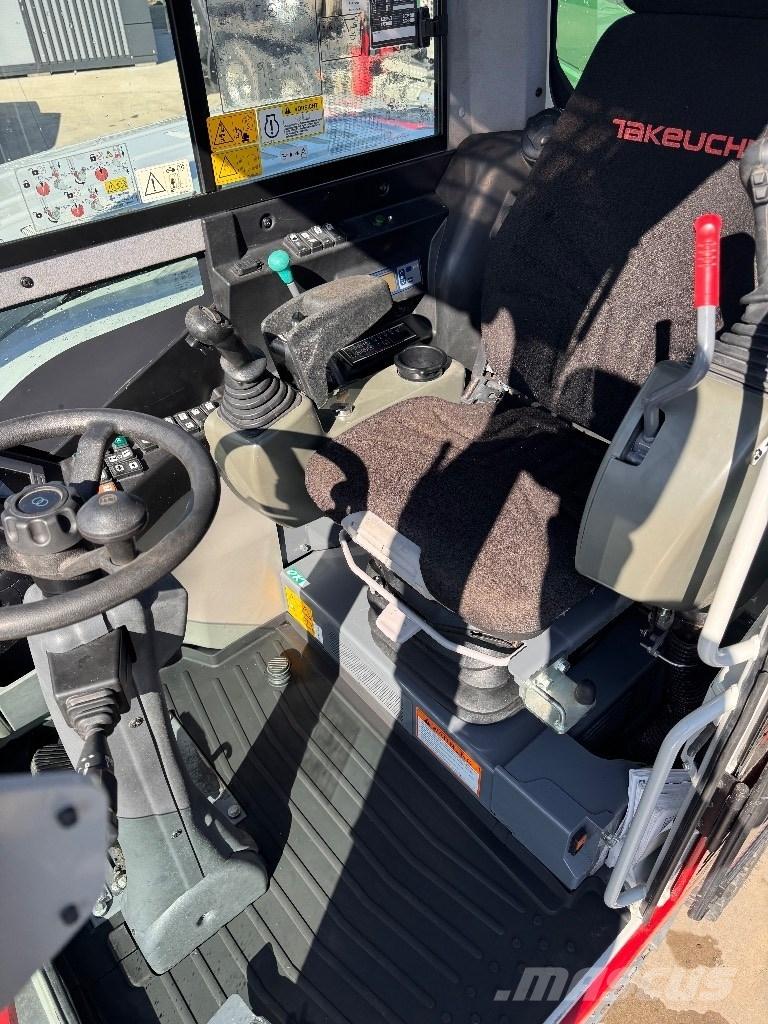 Takeuchi TB 295 W 轮式挖掘机