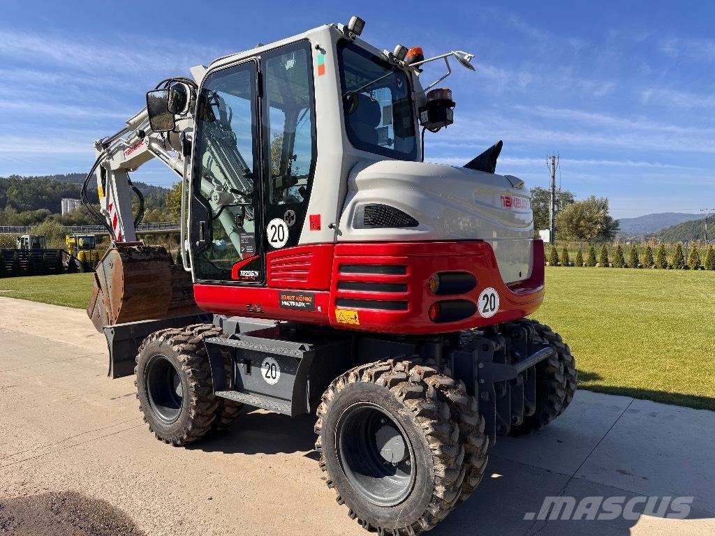 Takeuchi TB 295 W 轮式挖掘机