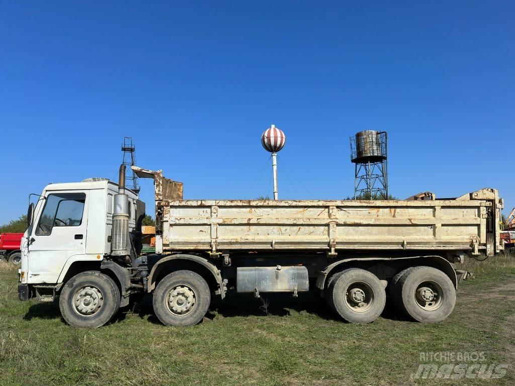 Volvo FL 10 自卸式货车