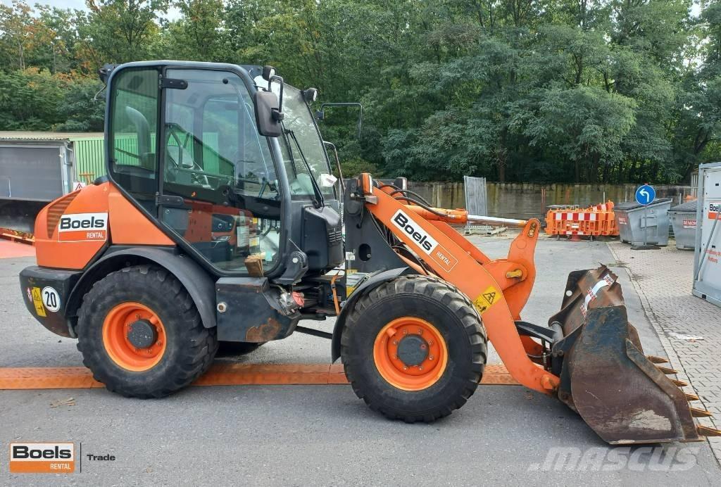 Komatsu WA 70-7 轮式装载机