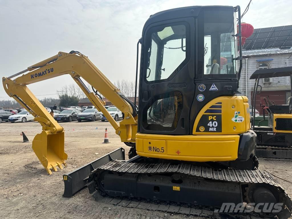 Komatsu 40 MR 履带挖掘机