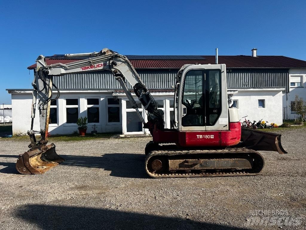Takeuchi TB 180 FR 中型挖掘机