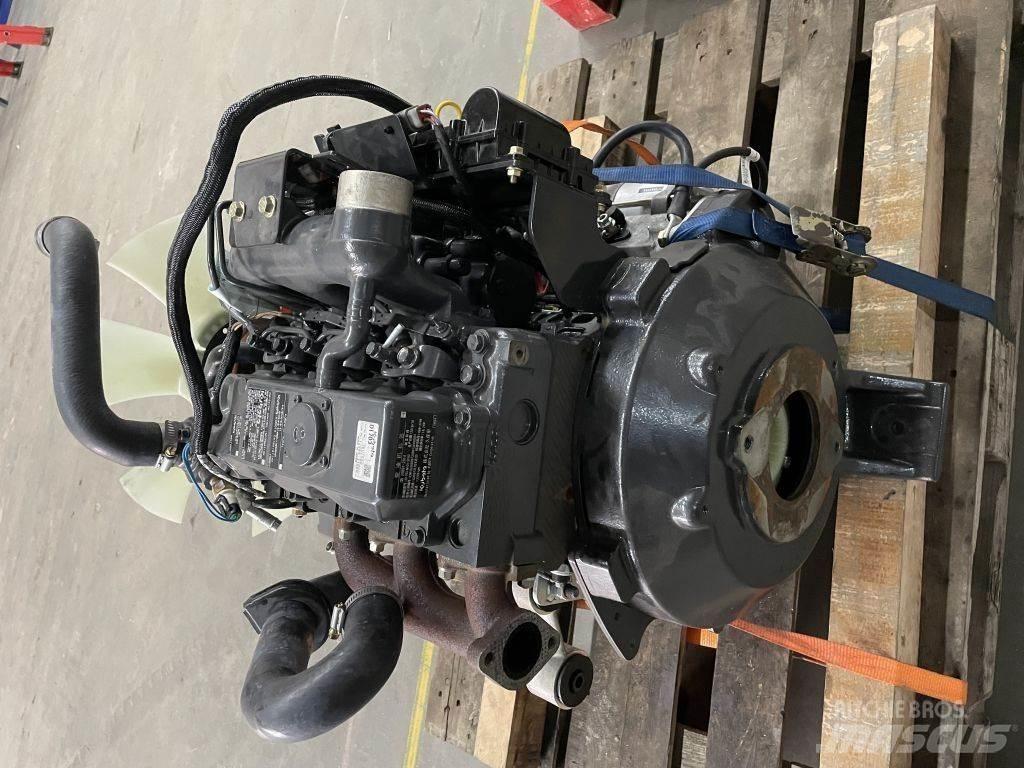 Kubota D1703 发动机