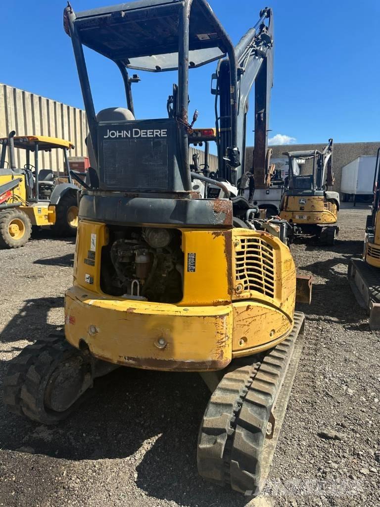 John Deere 27 D 小型挖掘机