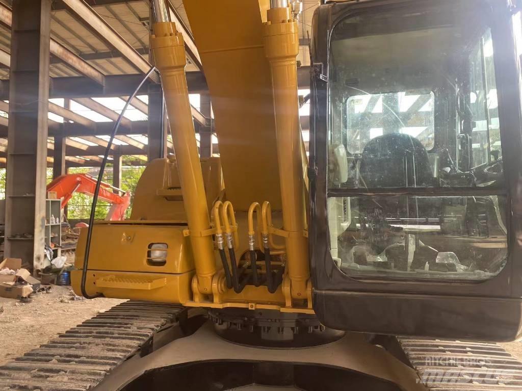 CAT 320 C 履带挖掘机