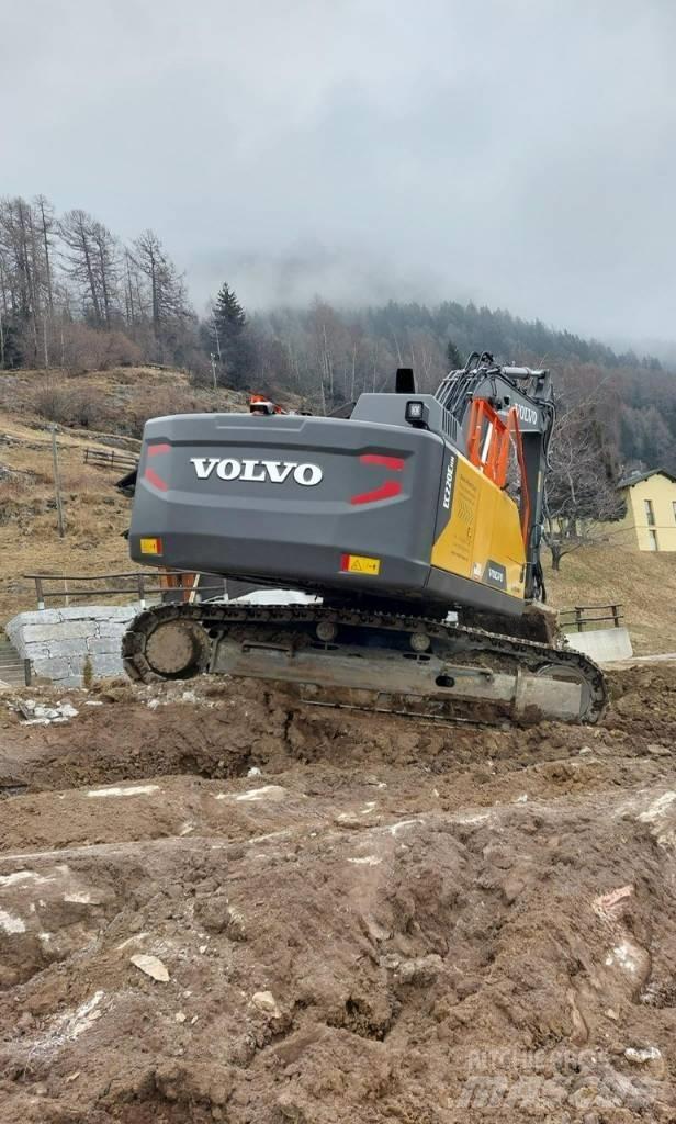 Volvo EC 220 E 履带挖掘机