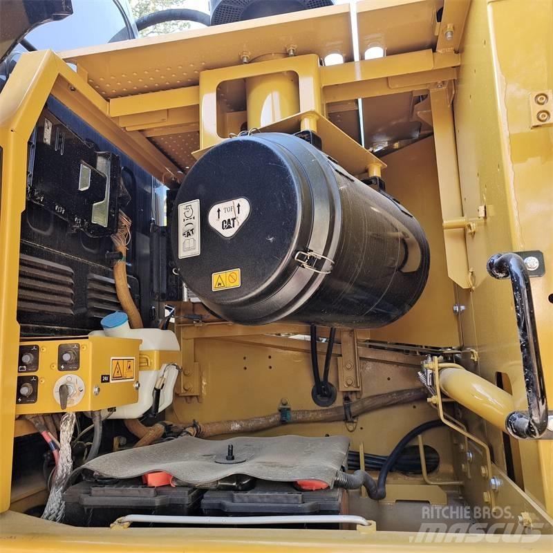 CAT 320 GC 履带挖掘机