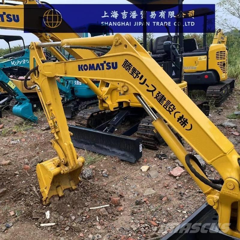 Komatsu PC 18 小型挖掘机