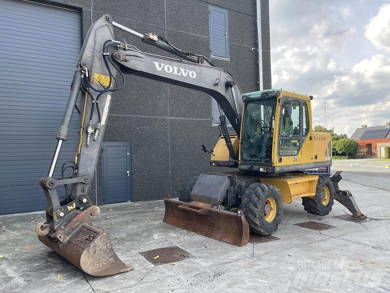 Volvo EW 140 B 轮式挖掘机