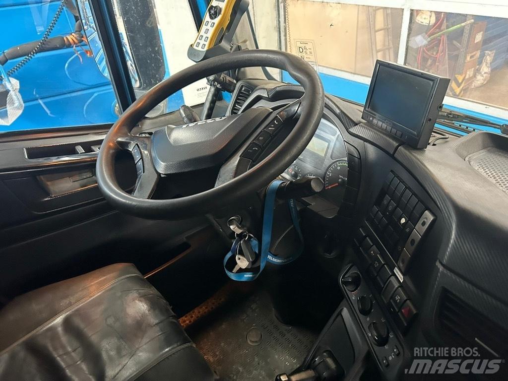 Iveco Trakker 450 翻斗车