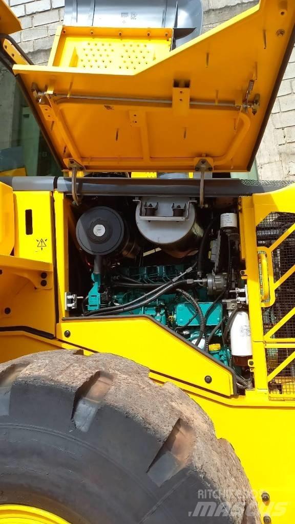 Volvo L 90 F 轮式装载机