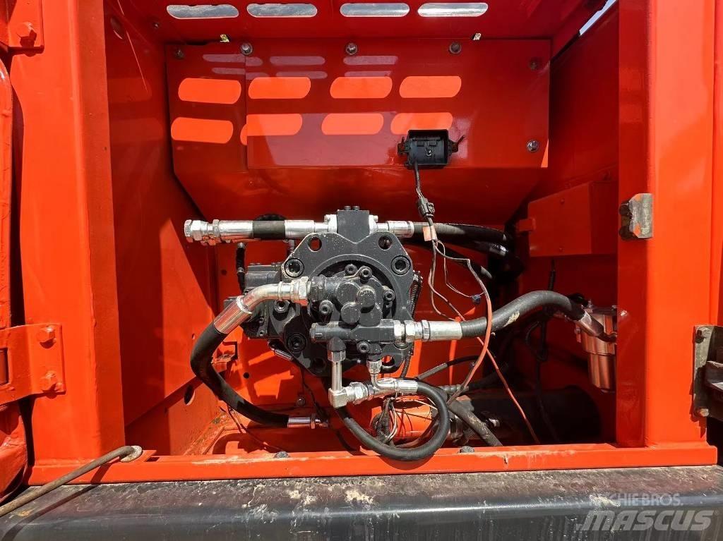 Doosan DX 225 LC-9 履带挖掘机