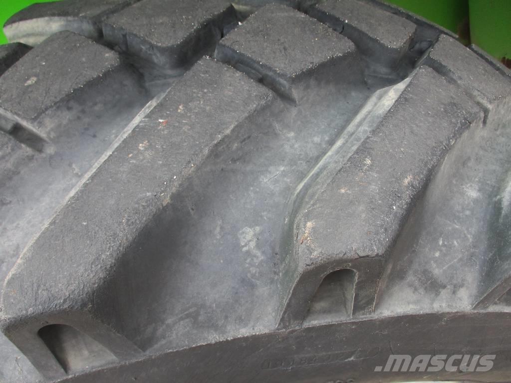 Merlo P40.14K (363) 伸缩臂叉装车|叉装车