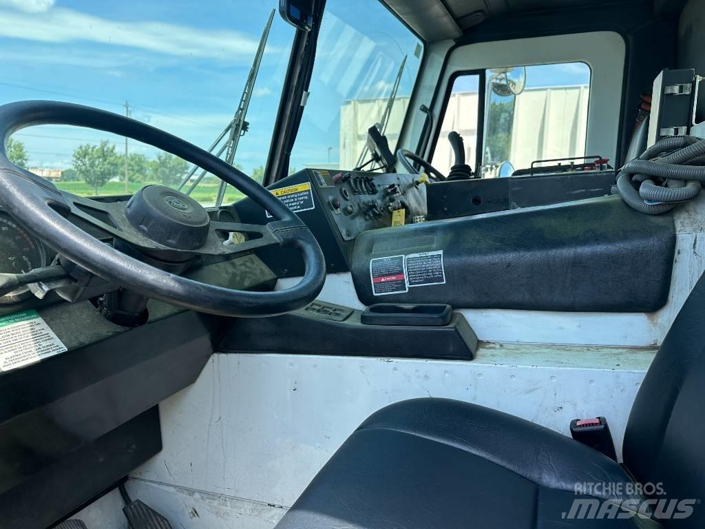 Mack LEU613 垃圾车