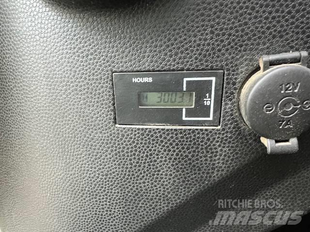 Bobcat E 57 W 轮式挖掘机
