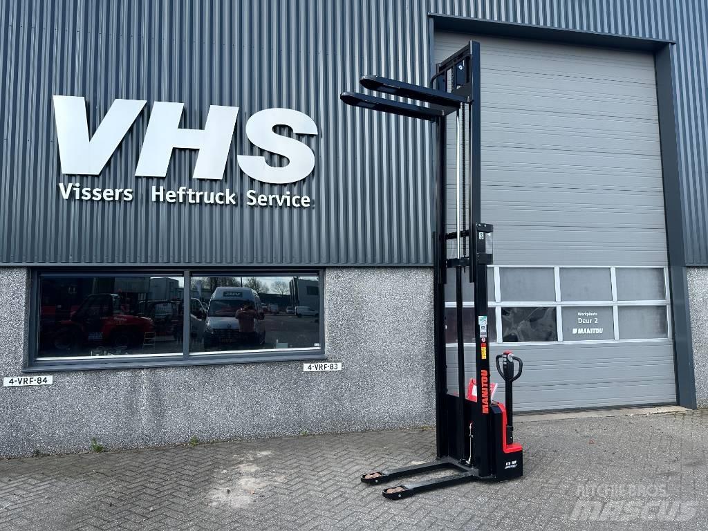 Manitou ES 112 Easy 手推堆垛车