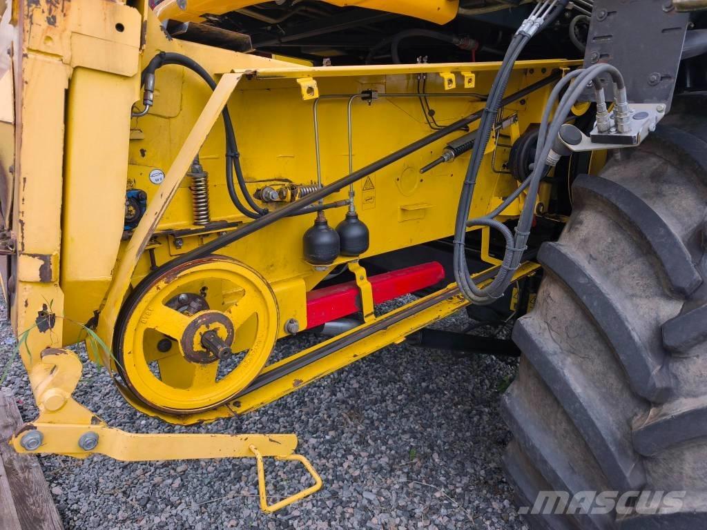 New Holland CS 6080 联合收割机