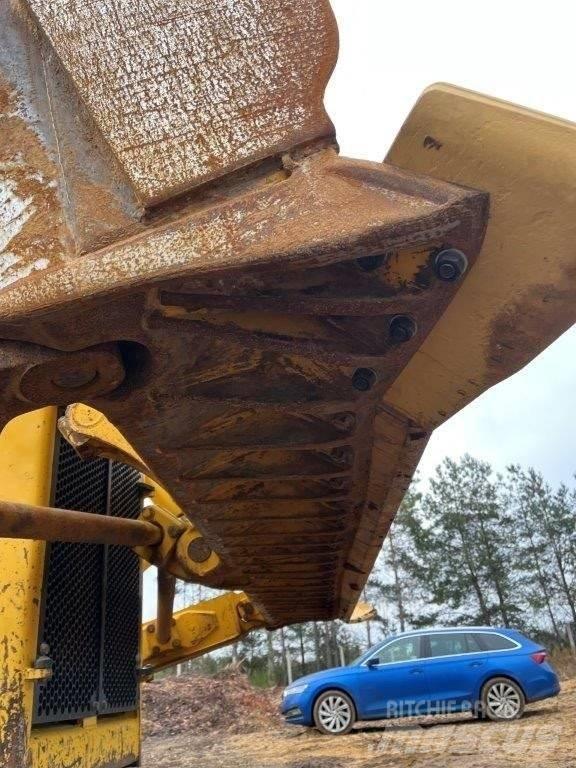 Komatsu D85EX-18 履带式推土机