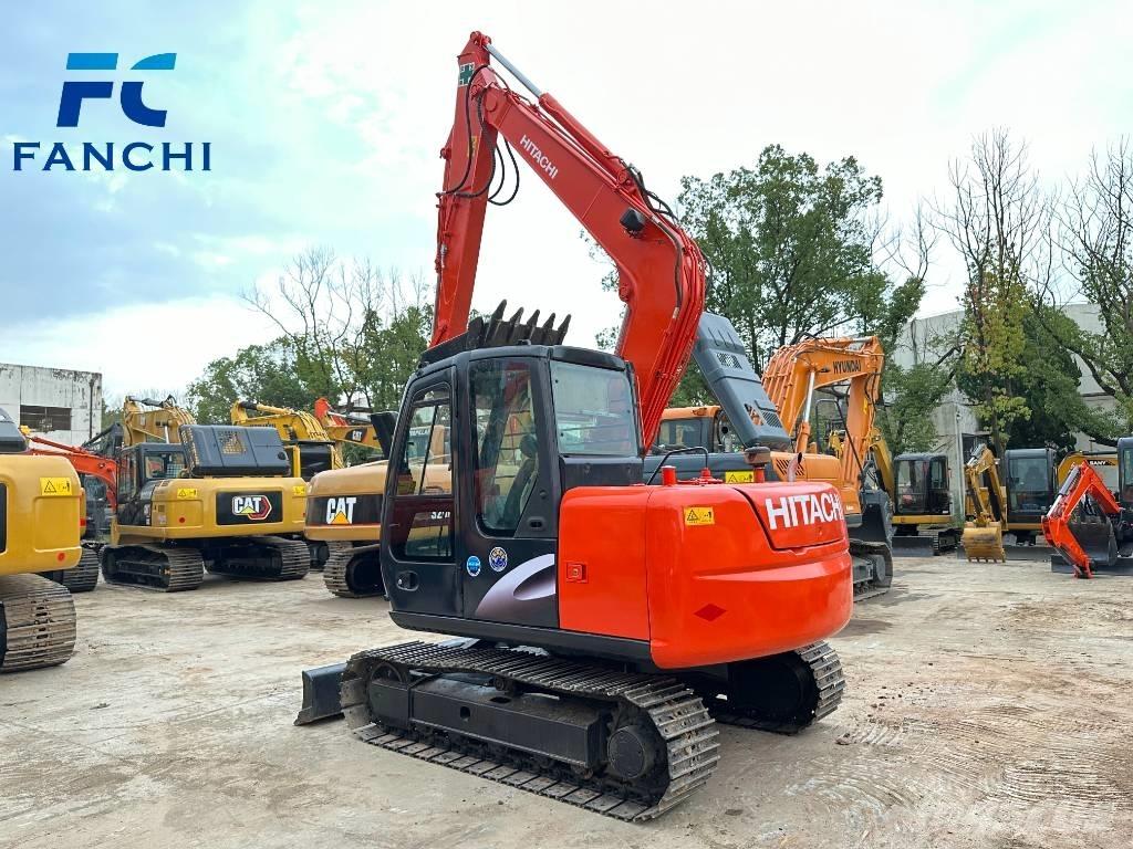 Hitachi zx70 小型挖掘机