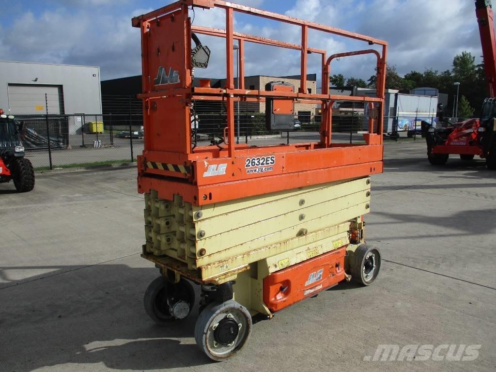 JLG 2632 ES  (081) 剪叉式升降机