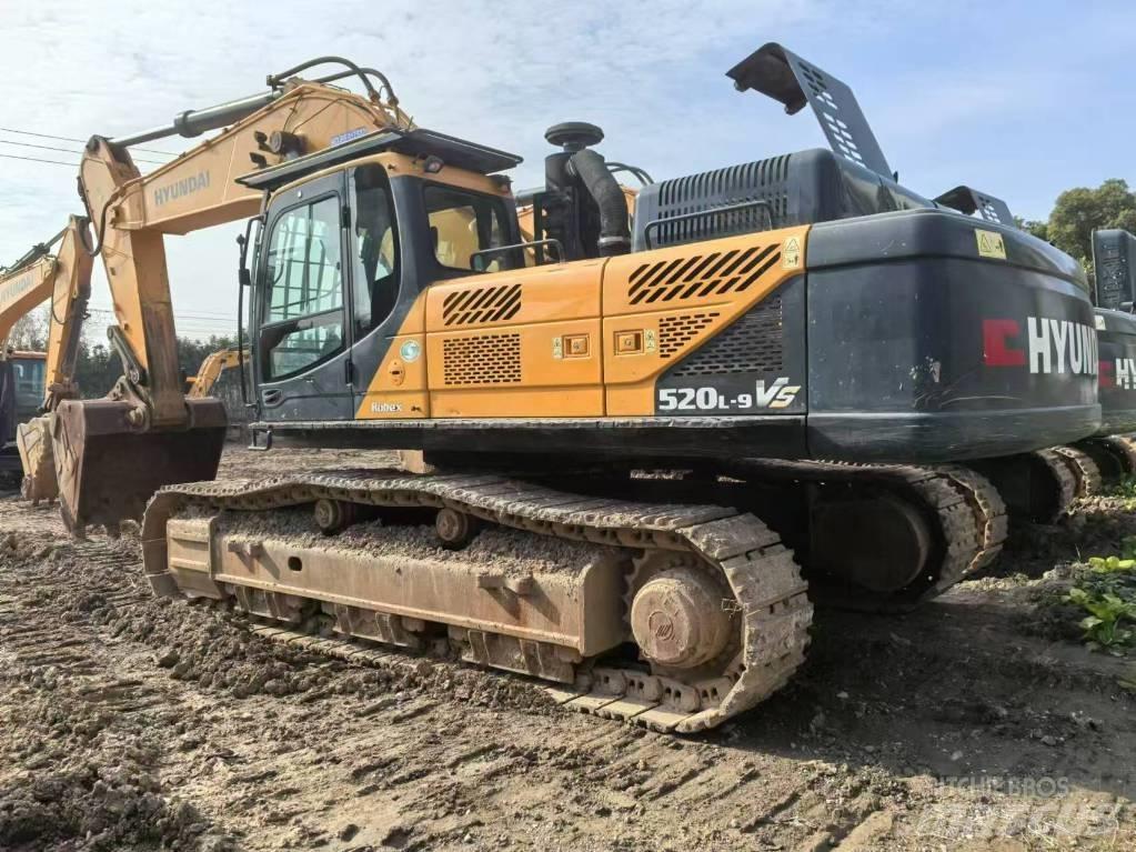 Hyundai 520VS 履带挖掘机