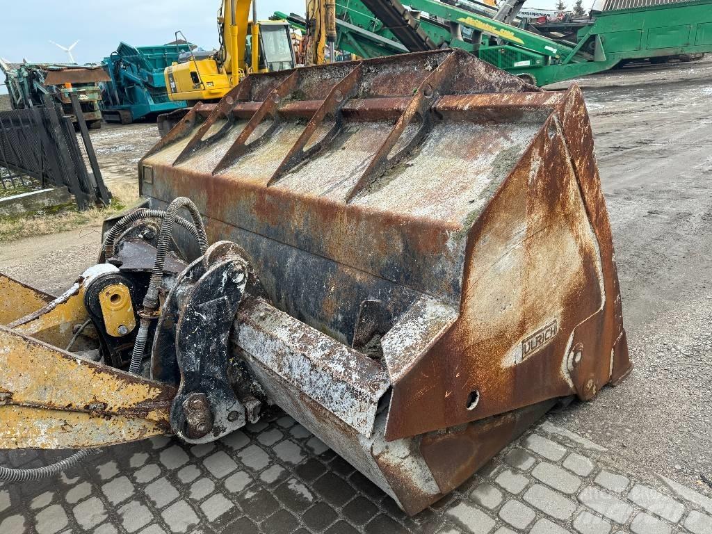 CAT 950M HighLift 轮式装载机