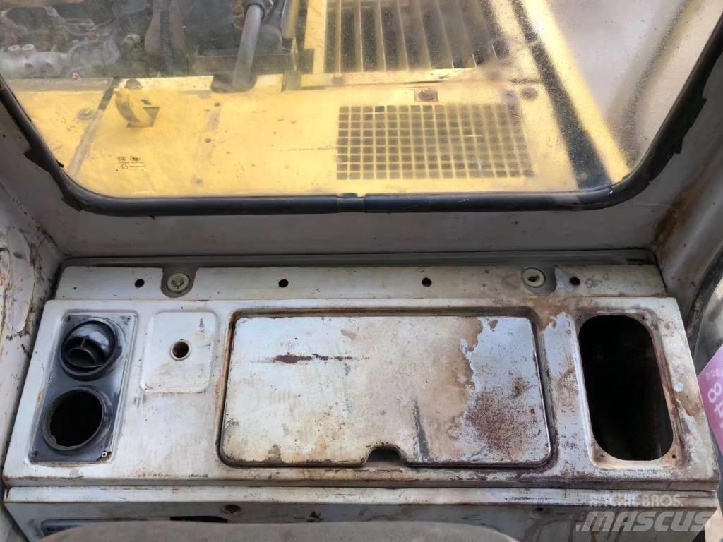 Sumitomo SH120-A2 履带挖掘机