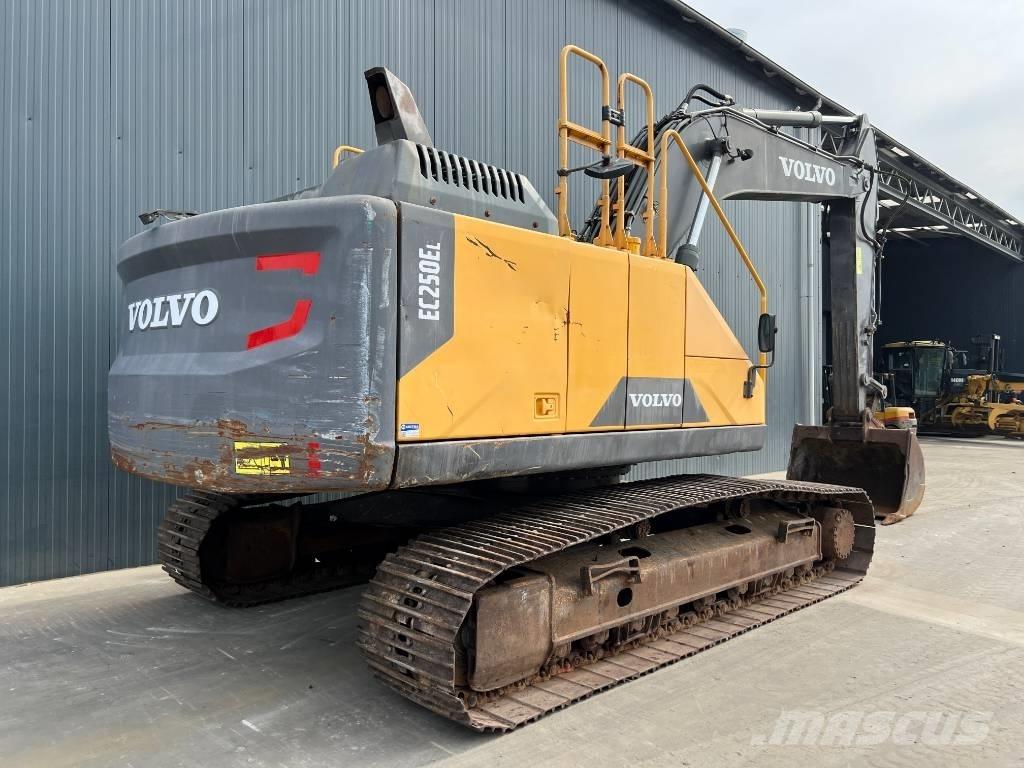Volvo EC250E L 履带挖掘机