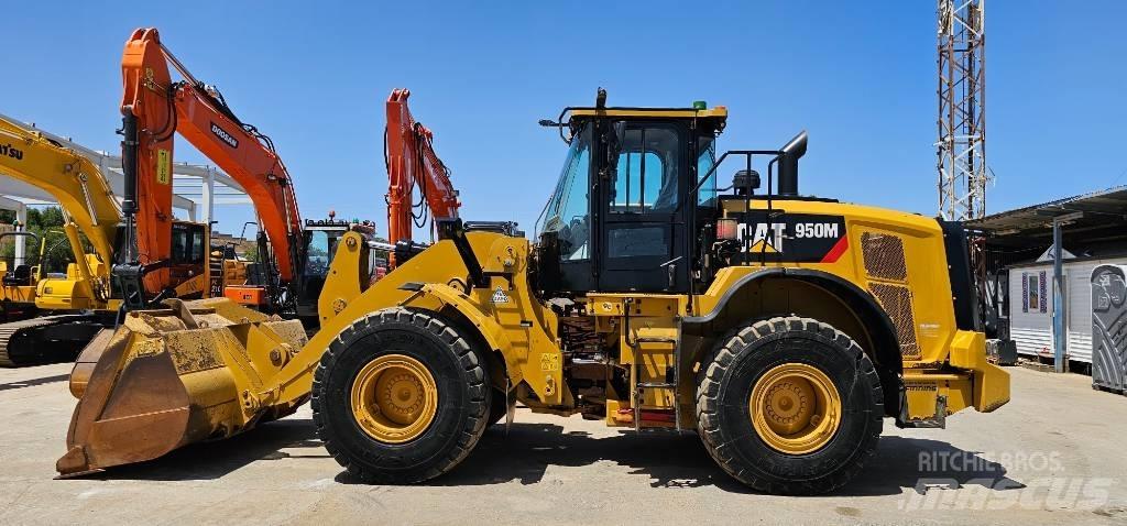 CAT 950 轮式装载机