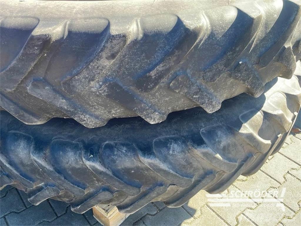  12.4 R 52 轮胎、车轮、轮圈