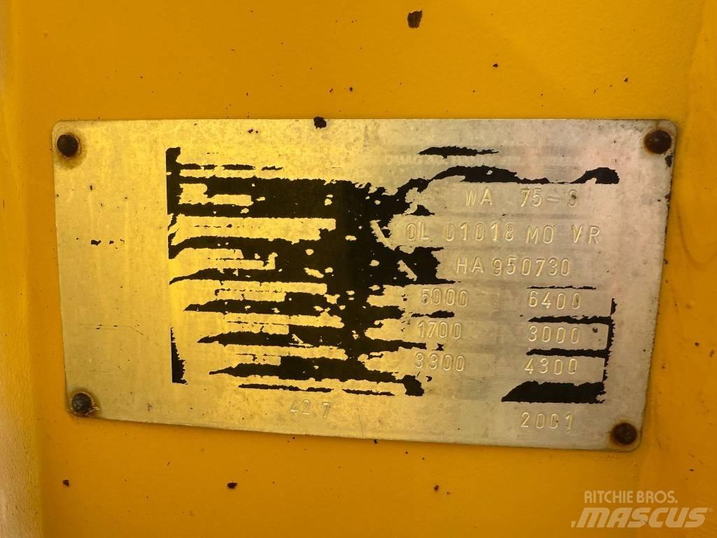 Komatsu WA 75 轮式装载机