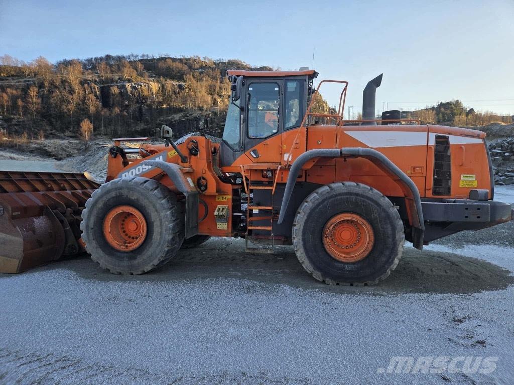 Doosan DL 450-5 轮式装载机